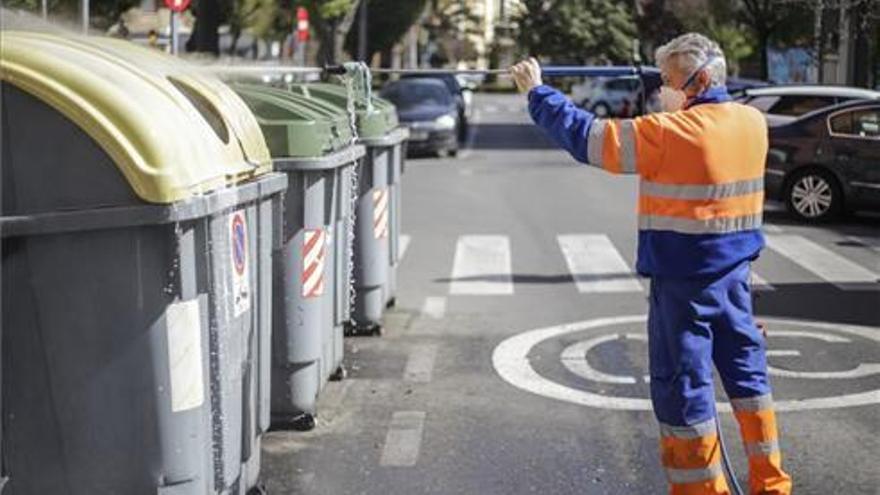 Multa desde 100 euros por escupir en la calle