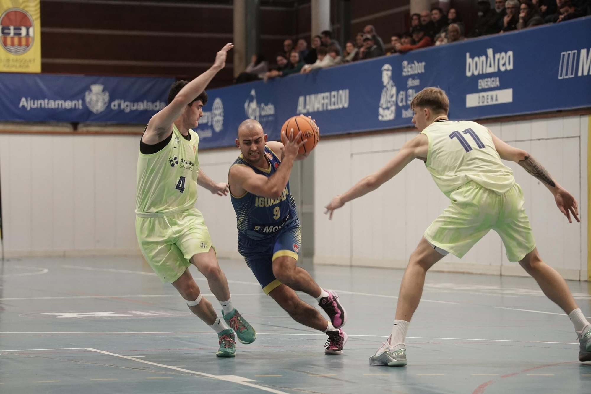 Imatges del Monbus Igualada - Barça B