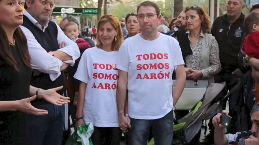 La familia de Aarón Soler acepta implantarle el desfibrilador que necesita en Alicante