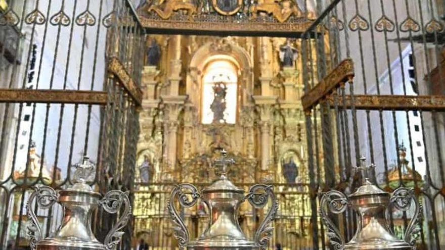 La Santa Iglesia Catedral de Coria acoge la Misa Crismal que presidirá el obispo de la diócesis, Jesús Pulido Arriero