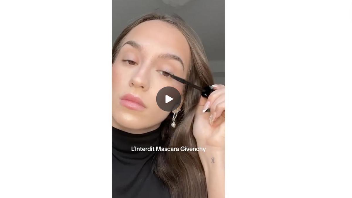 Lidia Rauet nos enseña a hacer un maquillaje natural con la máscara de pestañas L'Interdit de Givenchy