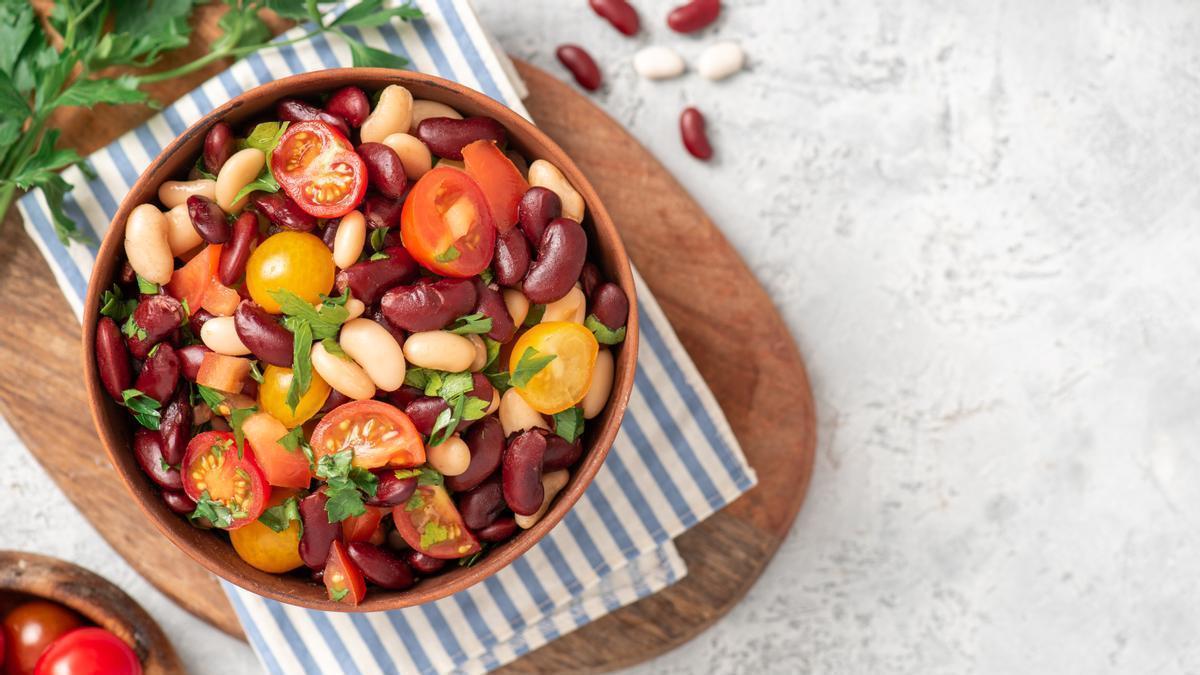 Ensalada de alubias rojas, una opción perfecta para este verano