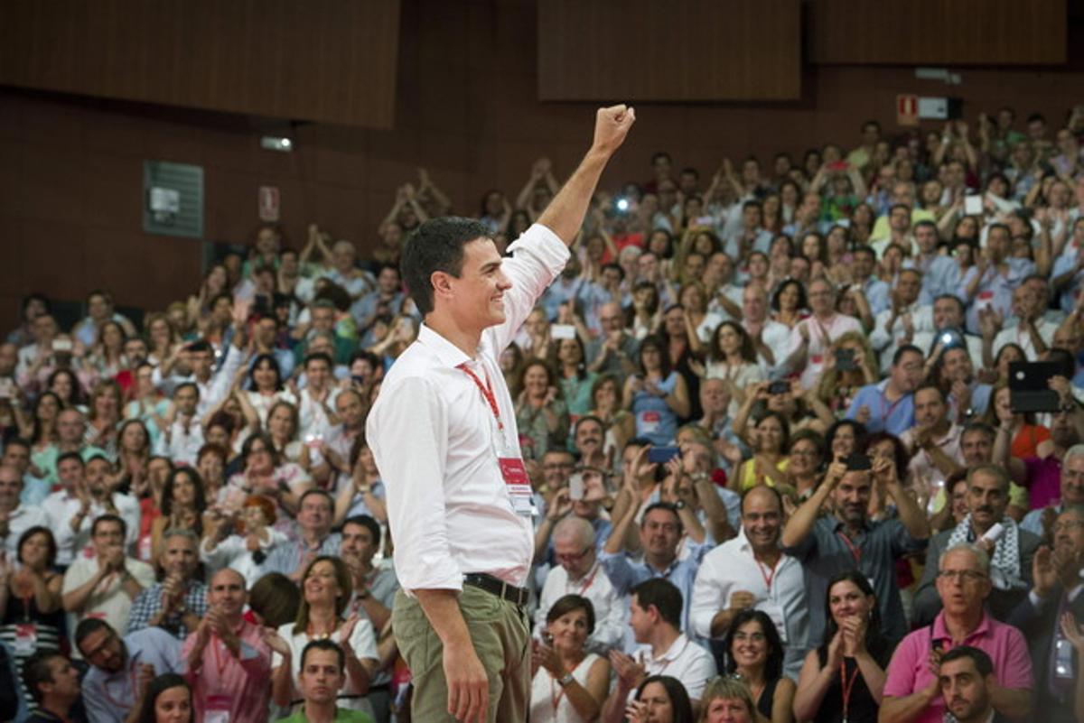 El nou secretari general del PSOE, Pedro Sánchez, després de la seva proclamació en el congrés extraordinari del partit.
