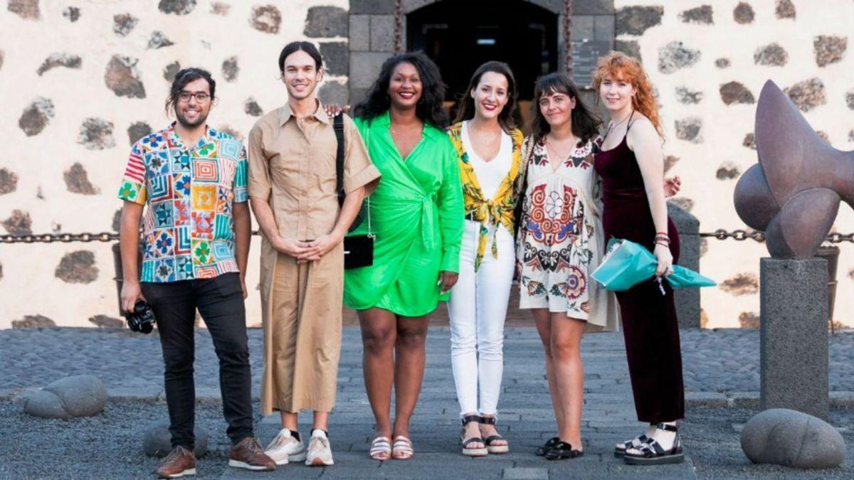 De izq. a dcha., David Machado, Darío Machín, Mariela García, Cintia Machín, Lana Corujo y Marina Speer.