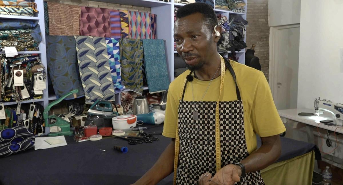 Ernest Alulu, sastre de Coloriage.