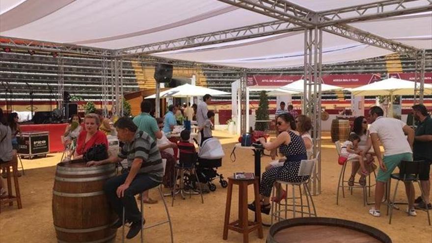 La Fiesta Ibérica del Vino promociona las catas populares en la bodega del coso