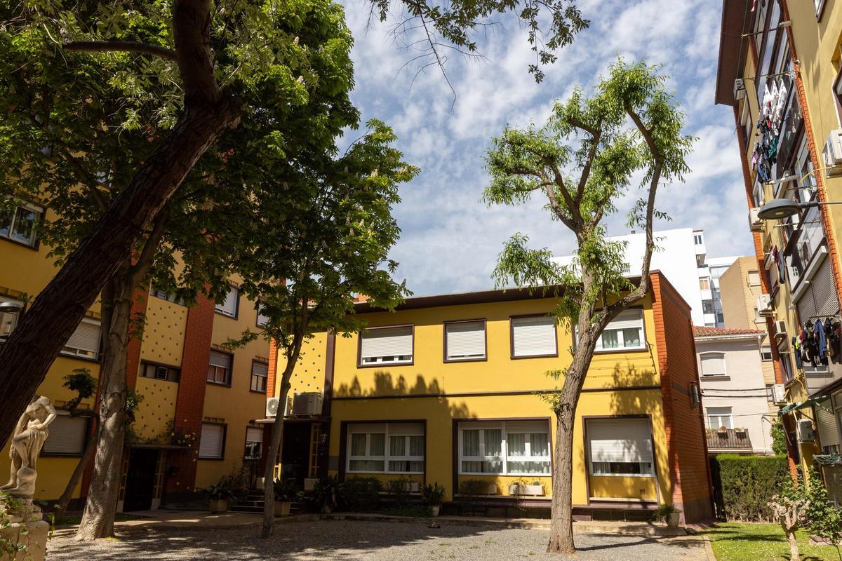 Uno de los cuatro chalés del grupo residencial Salduba.