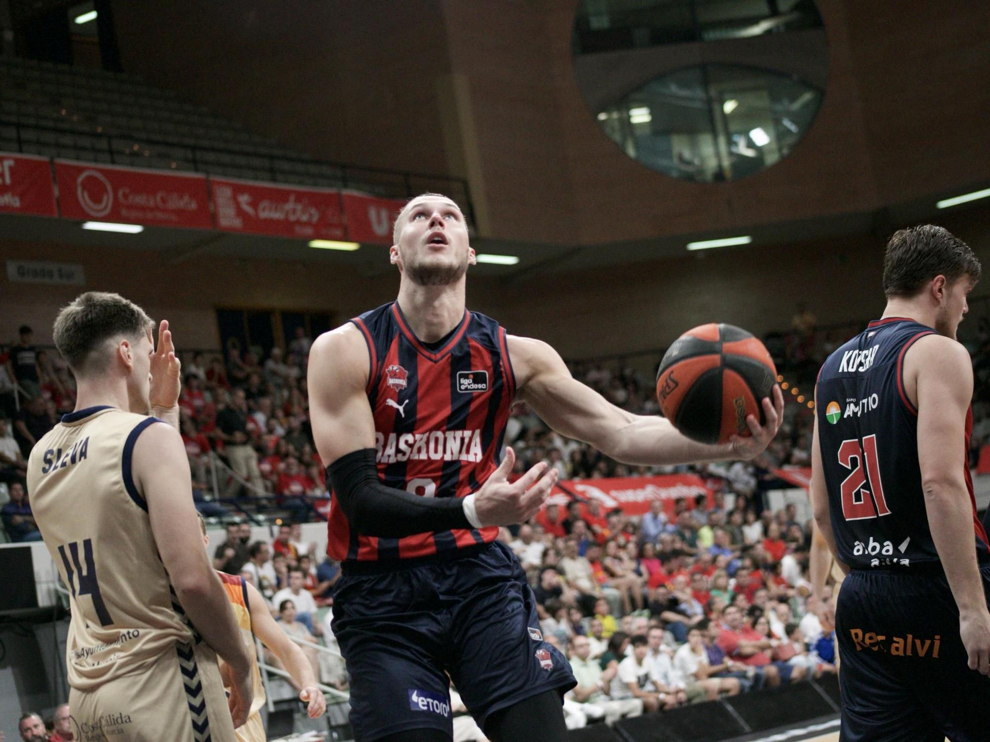 Las imágenes del UCAM Murcia - Baskonia