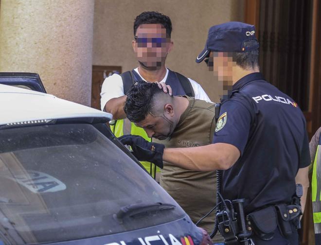 Asesinato en Elche: hallan un kilo de cocaína en la vivienda de El Altet