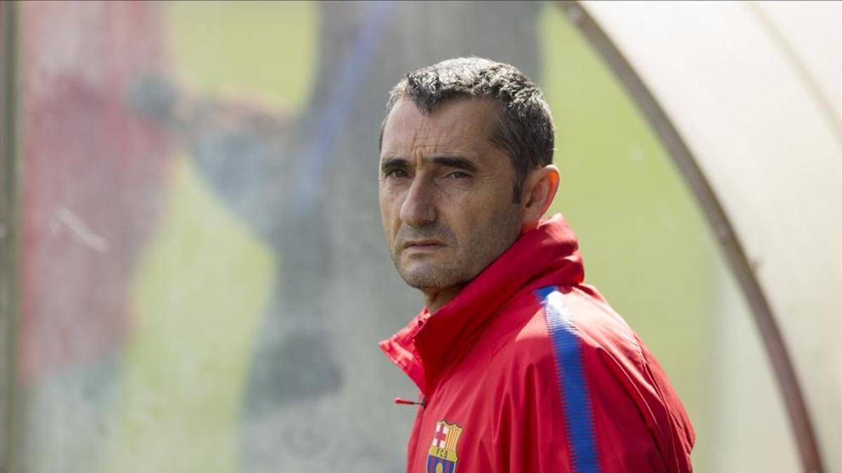 Ernesto Valverde, en el  entrenamiento previo al  partido ante el  Athletic