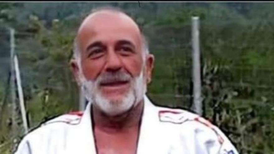 Luis Vega.