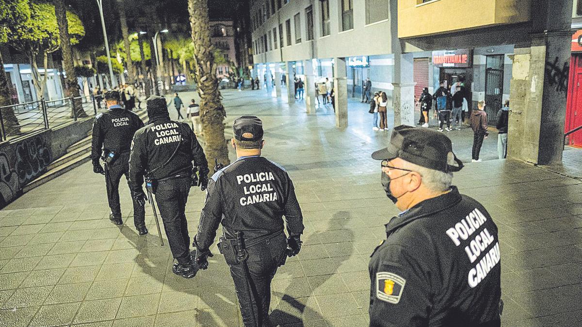 Reyerta multitudinaria en ‘el Cuadrilátero’ de La Laguna