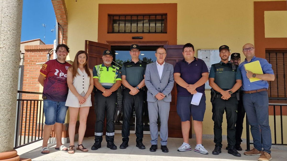 Reunión de coordinación de seguridad en Moraleja del Vino con motivo de las fiestas de La Magdalena.