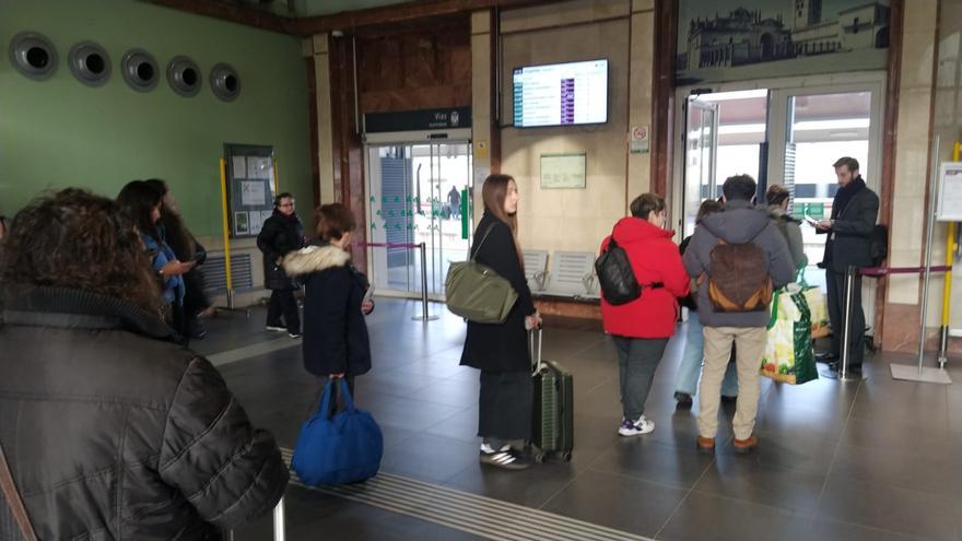 Caos en Renfe: nuevos retrasos en los trenes que salen desde Zamora este lunes