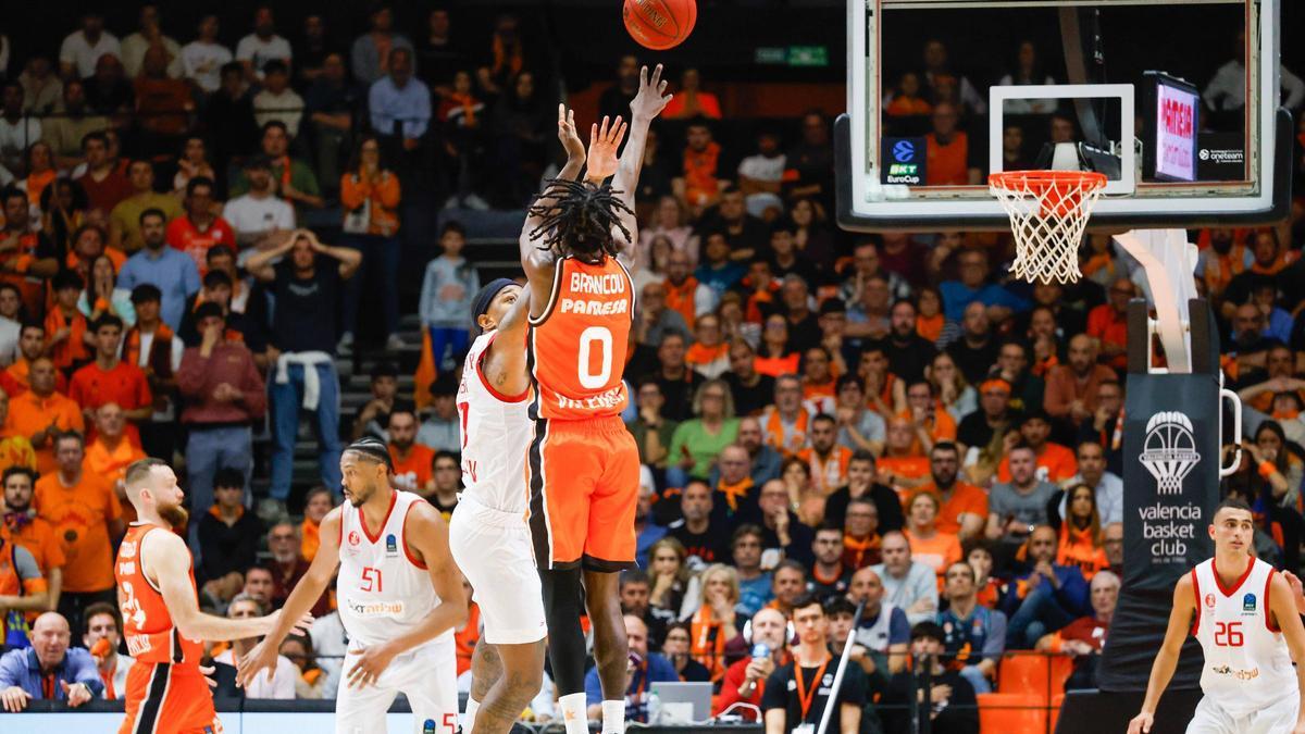 Partido europeo disputado en València, el pasado mes de abril entre Valencia Basket y Hapoel de Tel Aviv.