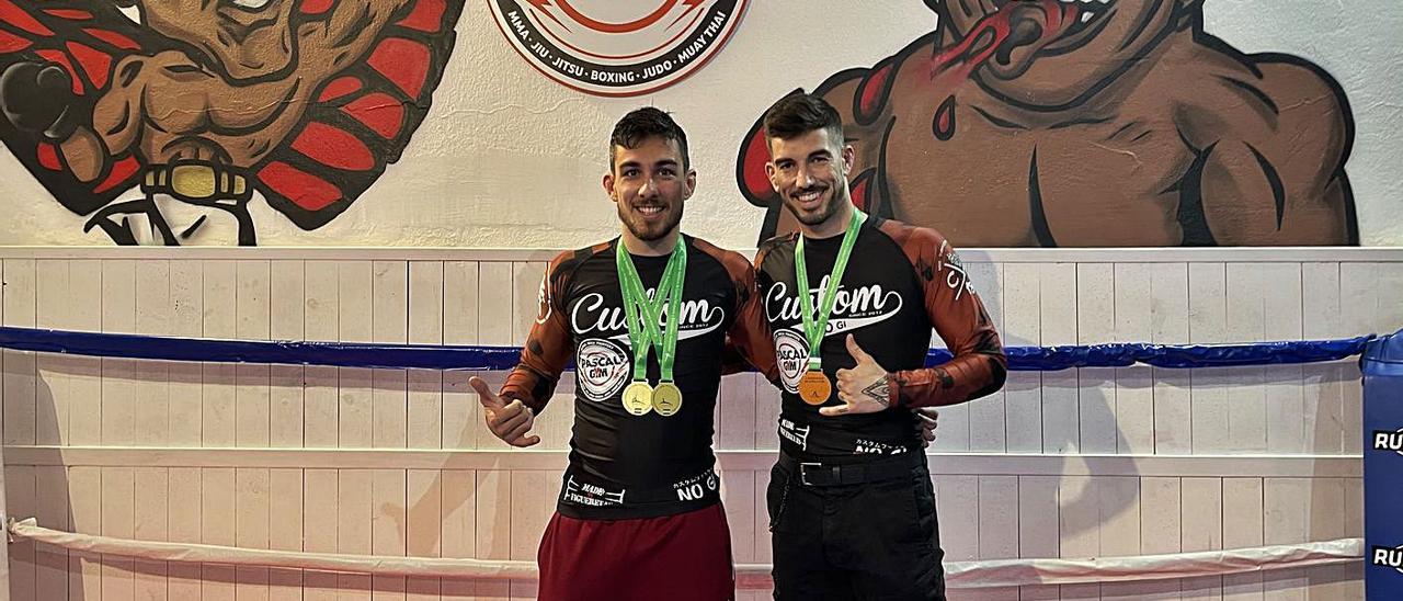 Roberto Sánchez, doble campeón en Andalucía, y Suau Caimari, ambos del Pascal Gym. |