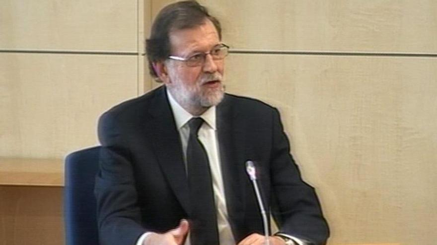 Mariano Rajoy carga contra Aguirre