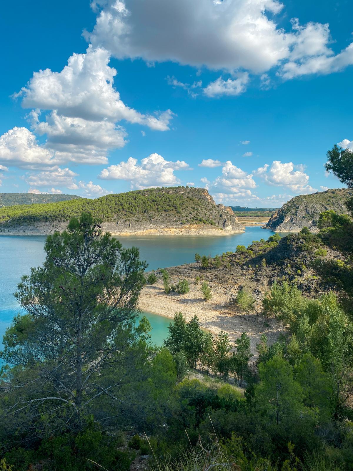 El embalse de Entrepeñas en la Alcarria Baja de Guadalajara
