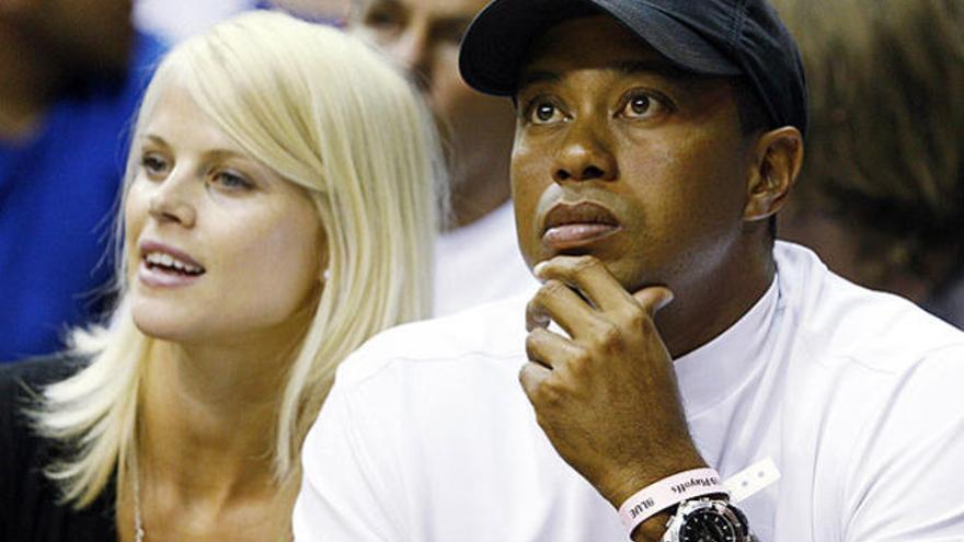 Tiger Woods y Elin Nordegren, en una imagen de junio de 2009