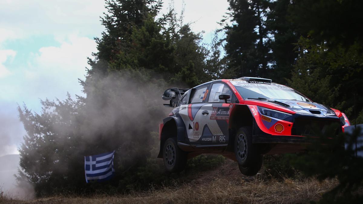 Ott Tanak lider al Rally Acrópolis