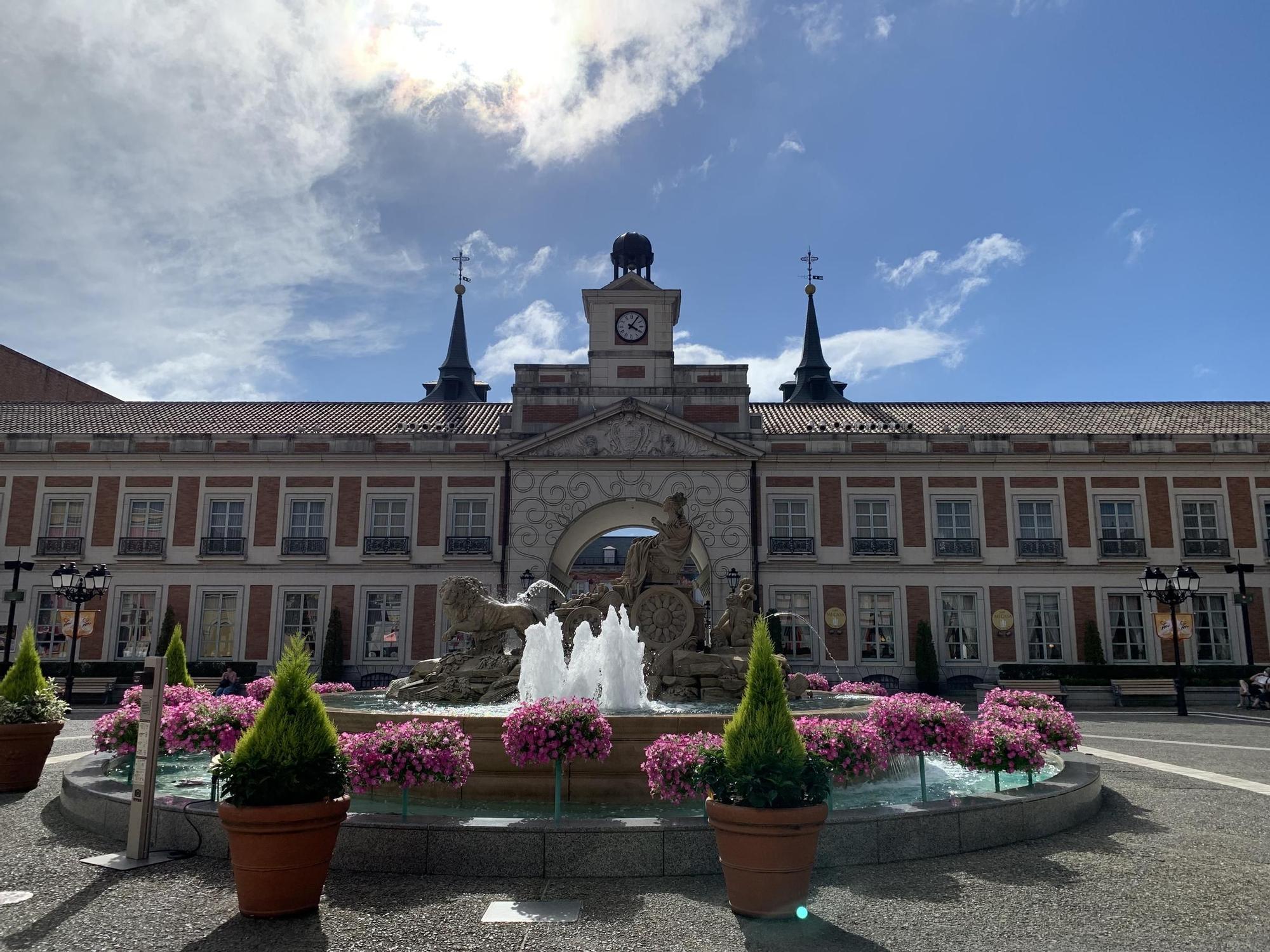La Cibeles, es lo primero que verás en el parque
