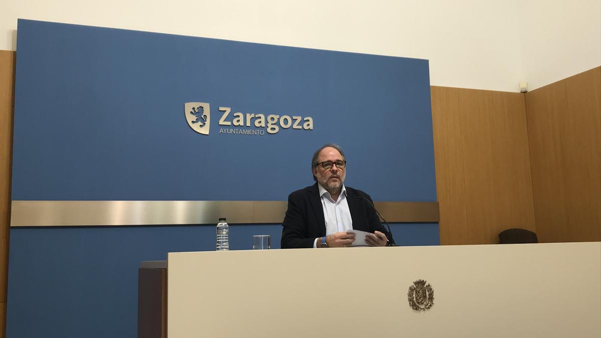 El concejal delegado de Personal del Ayuntamiento de Zaragoza, Alfonso Mendoza