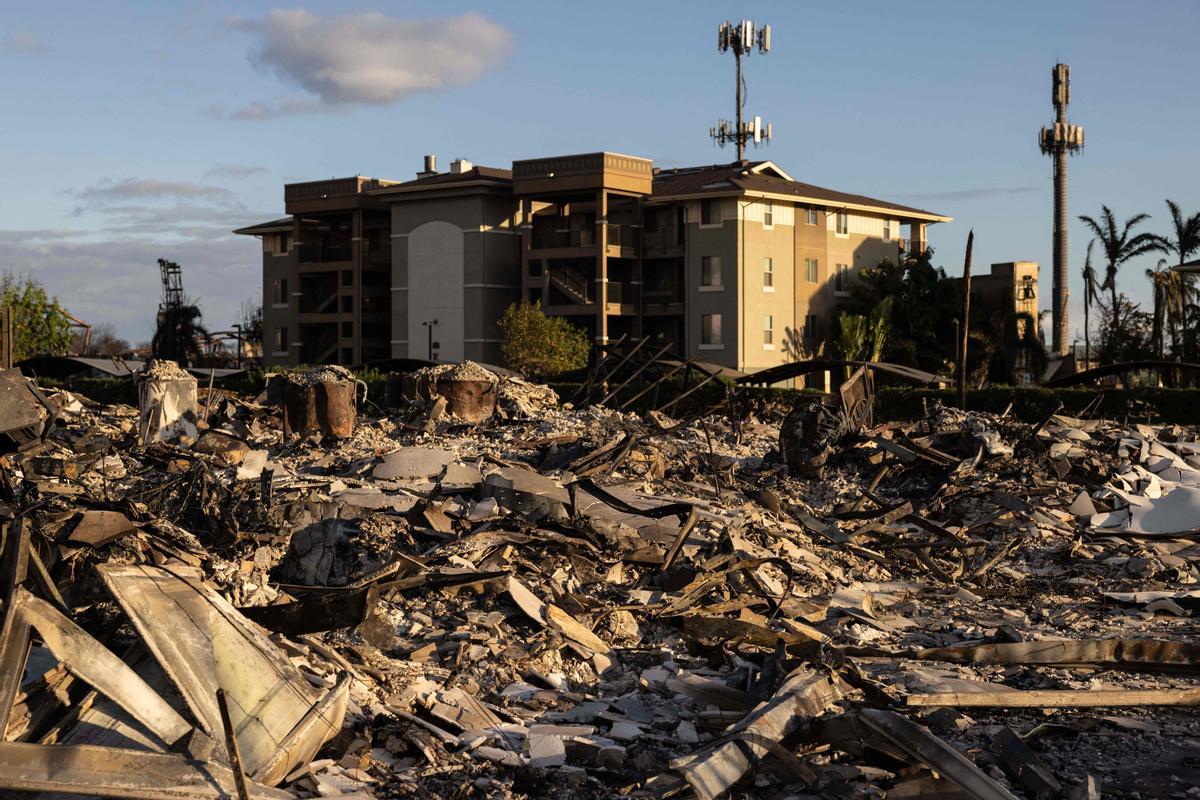 Hawái trata de recuperarse del infierno del fuego