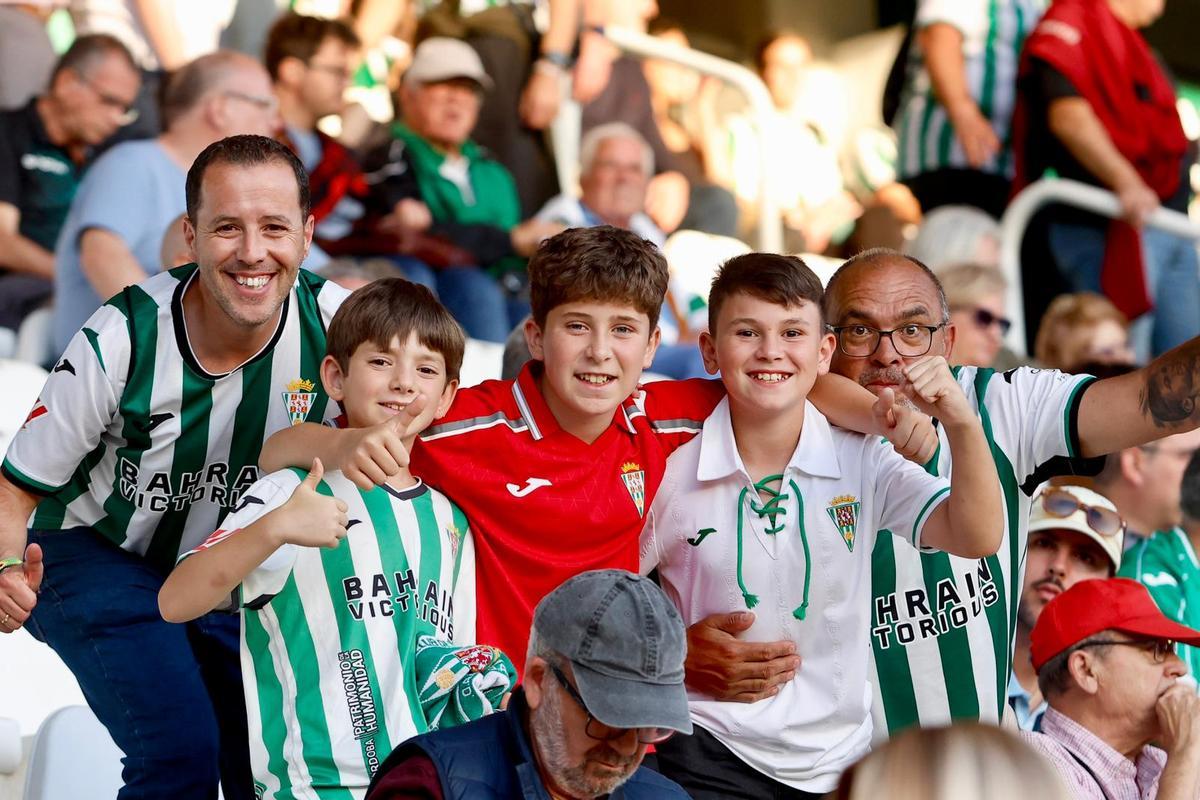 Córdoba CF-Albacete | Las imágenes de la afición en El Arcángel