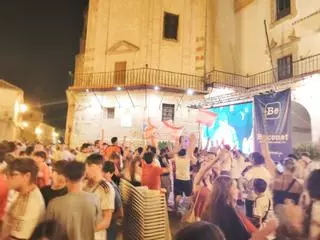 Así vive la provincia de Córdoba la final del Mundial: pantallas en las plazas y miles de aficionados