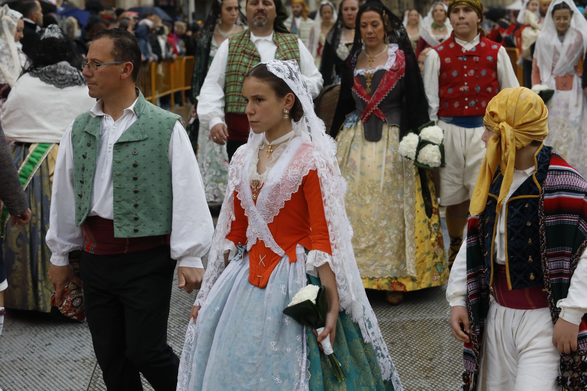Búscate en el primer día de Ofrenda por la calle Quart (entre las 15.30 y las 17.00 horas)