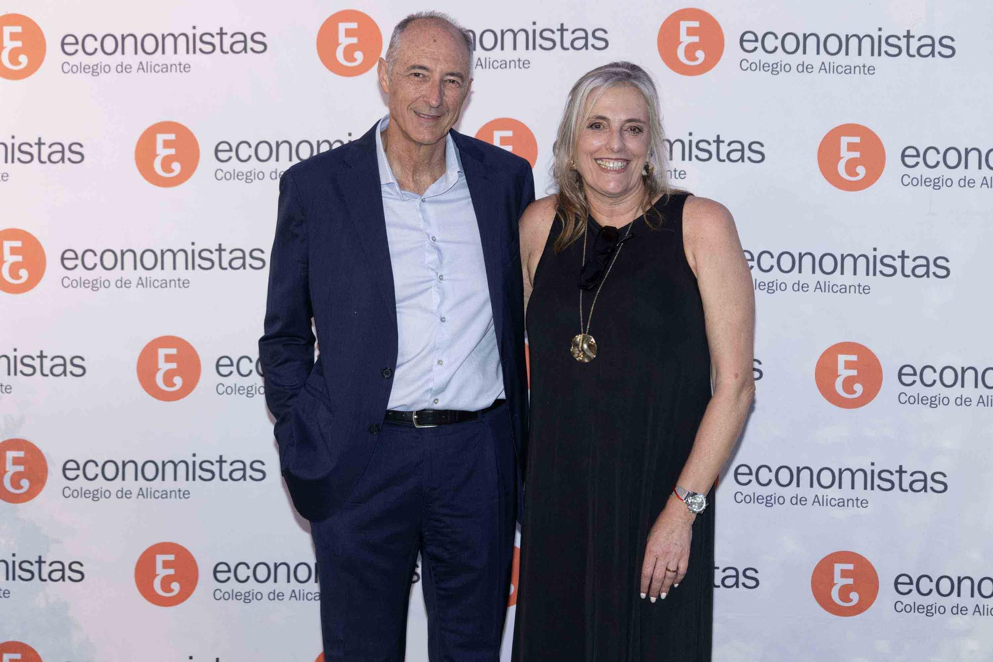 El Colegio de Economistas de Alicante celebra su cena anual en honor a su patrón