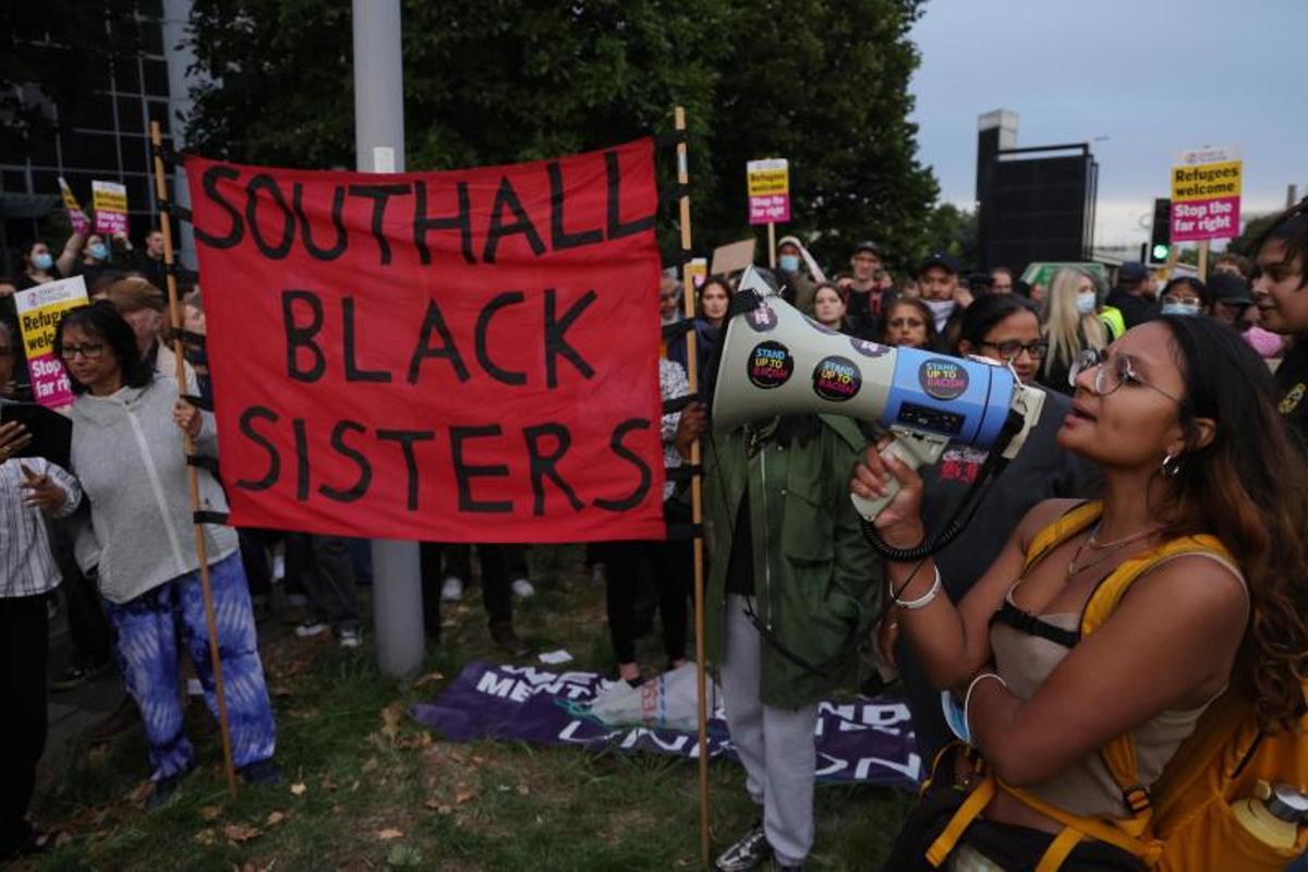 Multitudinaria manifestación antirracistas en Walthamstow, Londres