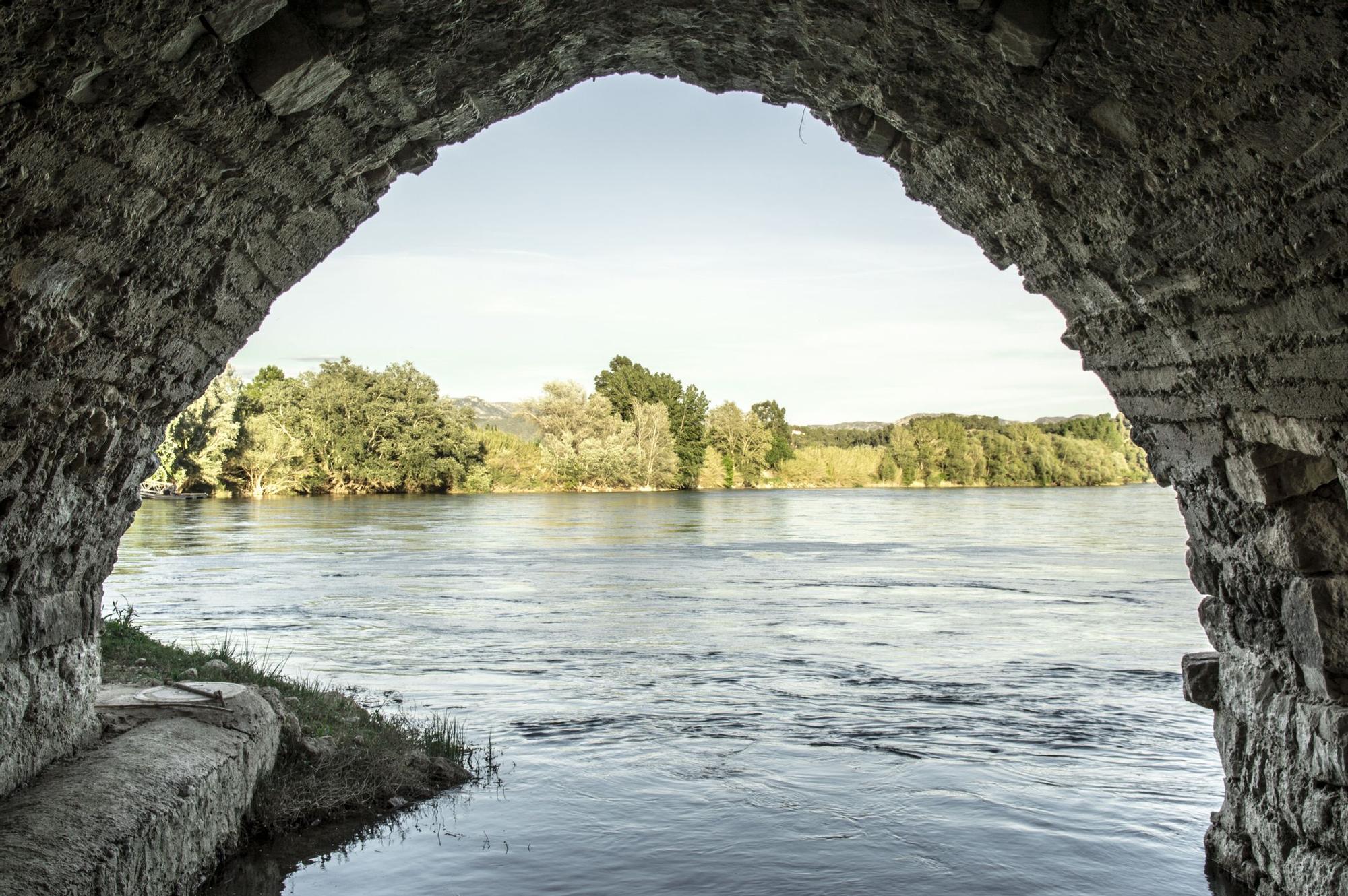 El pueblo de Cataluña al que solo se puede acceder en barca