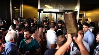 Condenan a 10 meses de cárcel a ocho ganaderos que participaron en la protesta violenta contra la Delegación de la Junta en Salamanca