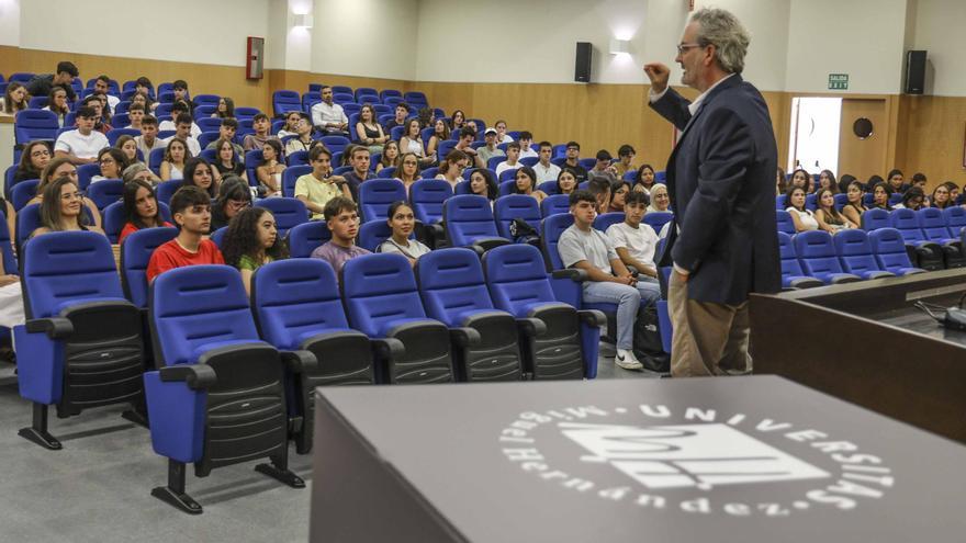 Comienzan las clases en la Facultad de Medicina de la UMH en San Juan