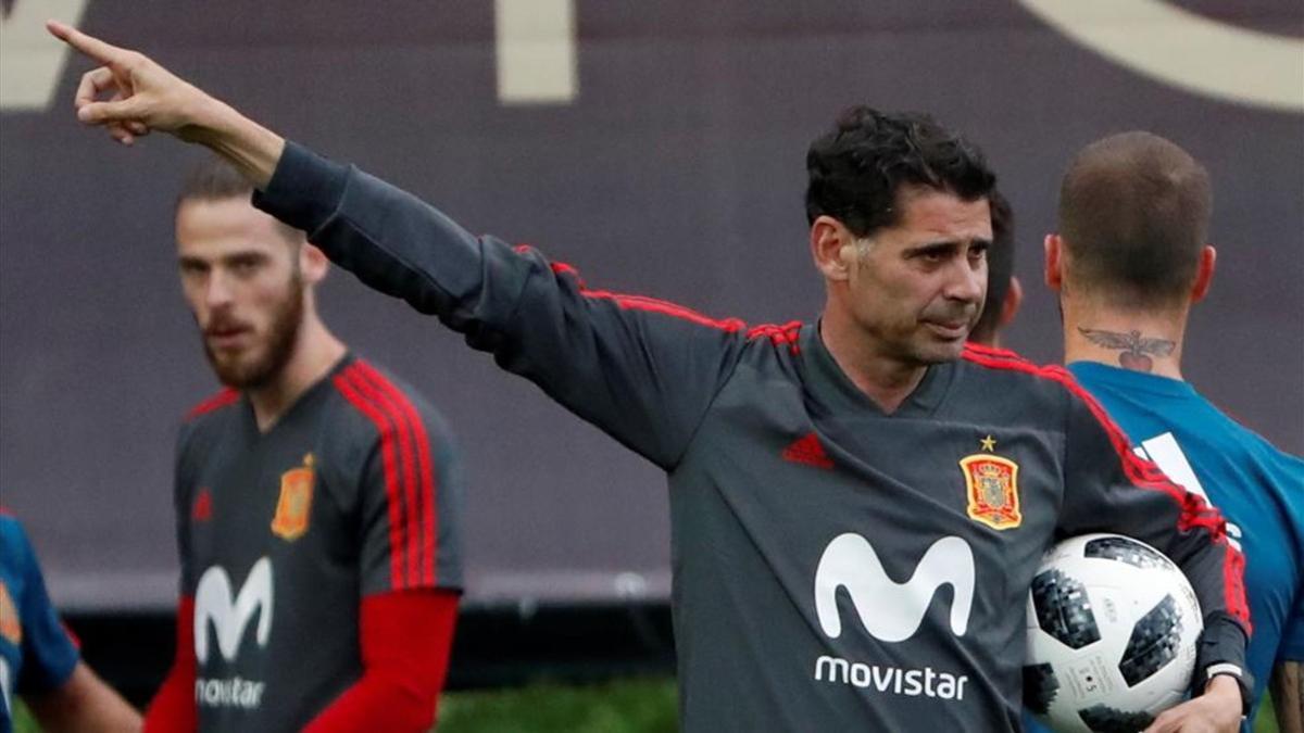 Fernando Hierro va incorporando sus matices sin sobresaltos