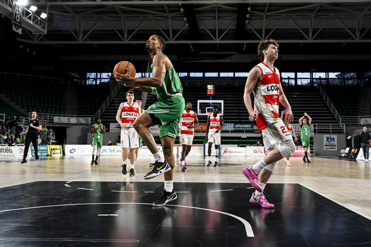 Fotogalería | Las imágenes del Cáceres Patrimonio - Logrobasket