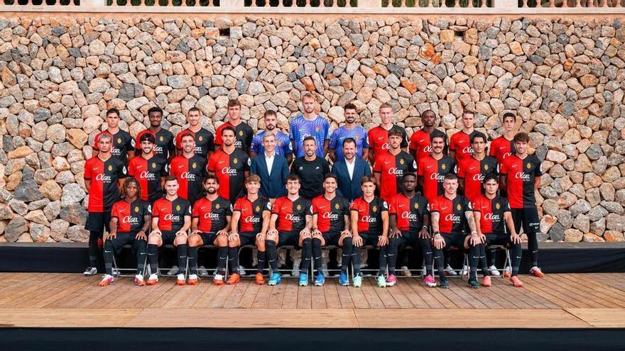 El Mallorca se hace la foto oficial 2026/27 en Raixa