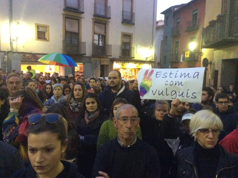 Concentració contra la homofòbia a Berga