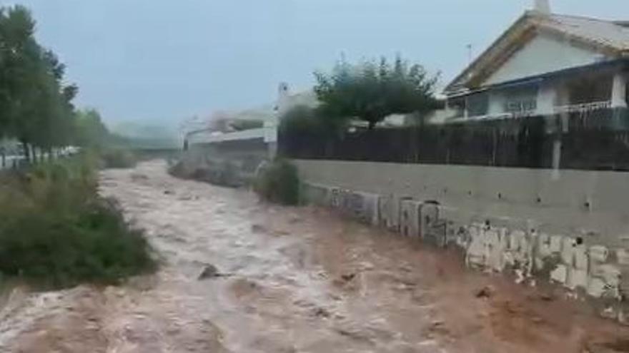 Gran caudal de agua en Benicàssim