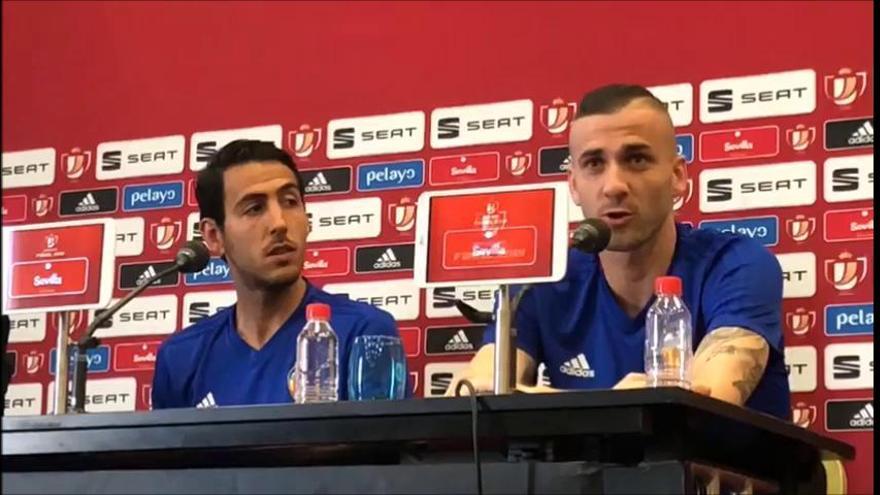 Dani Parejo y Jaume Domènech, en la previa de la final de Copa del Rey