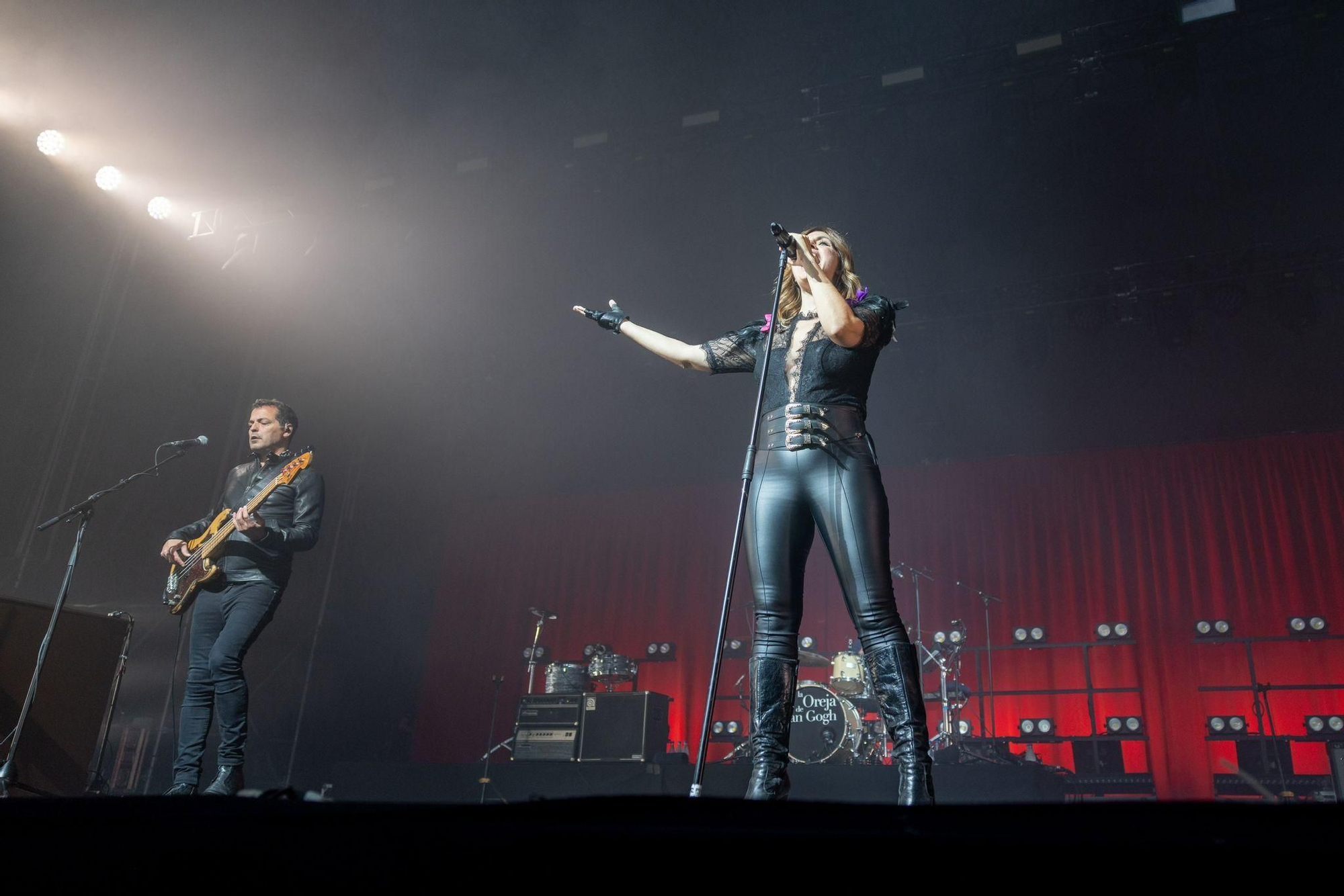 En imágenes | Lleno hasta la bandera en el concierto de La Oreja de Gogh en Espacio Zity