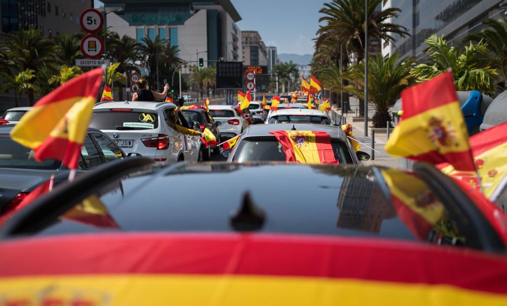 Caravana en las principales calles de Santa Cruz de Tenerife.