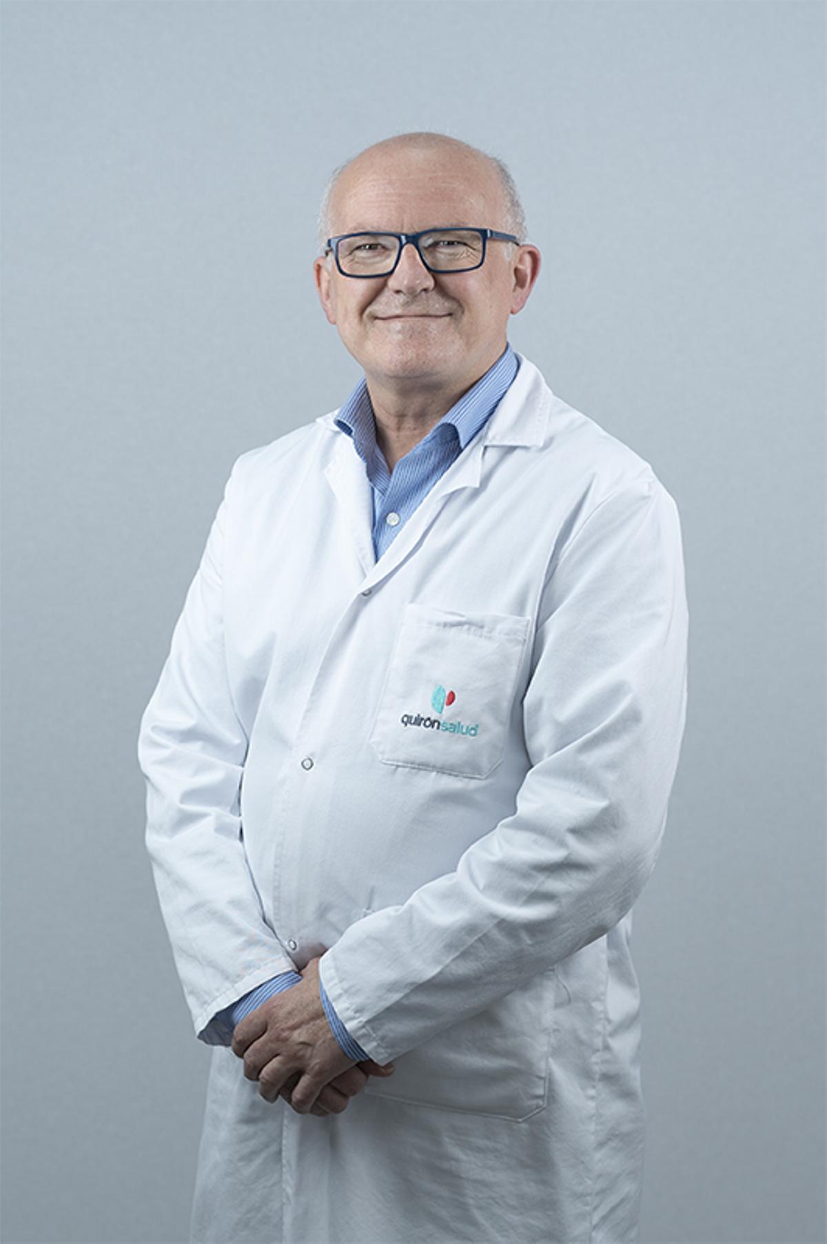 Dr. Víctor Vera, jefe de Medicina Interna del Hospiral Quirónsalud Murcia.