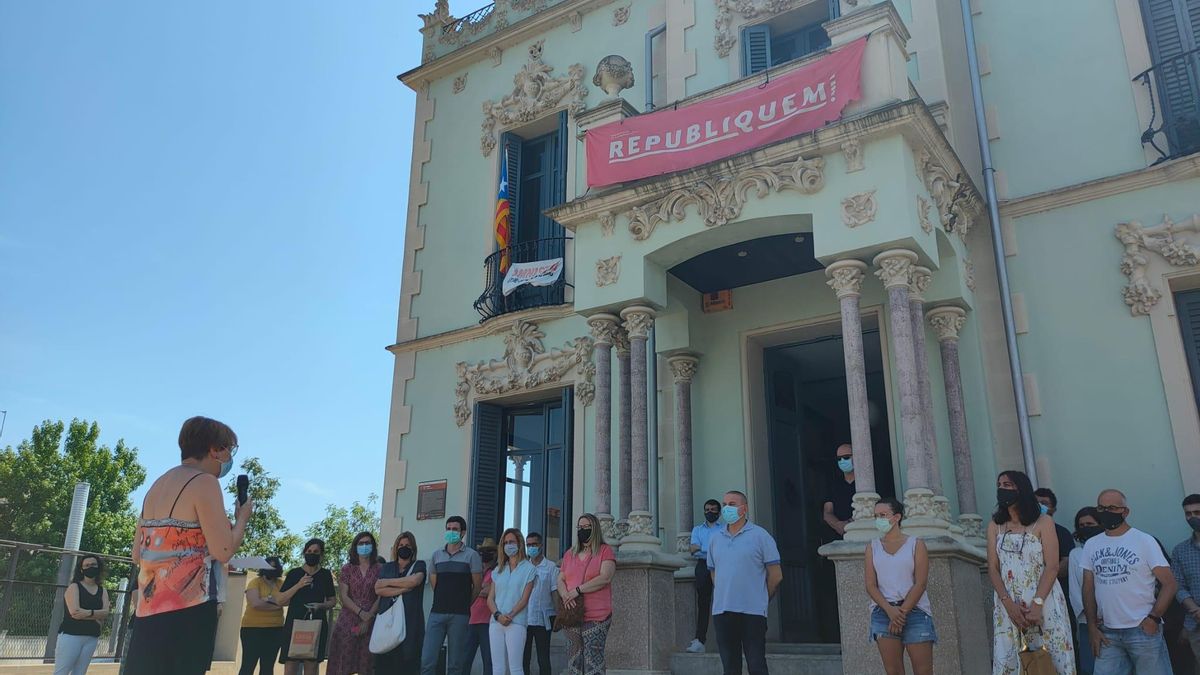 Acte de rebuig a la violència vicària a Cassà de la Selva.