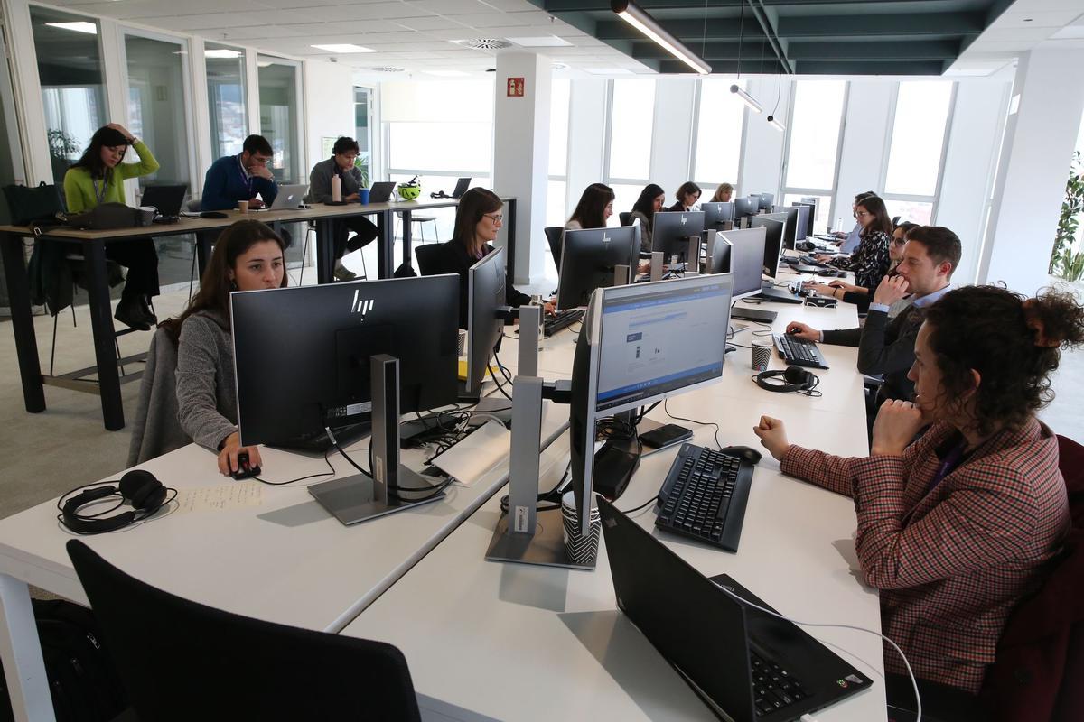 Sanofi donarà feina a 800 persones a la seva nova seu de Barcelona Sanofi donarà feina a 800 persones a la seva nova seu de Barcelona