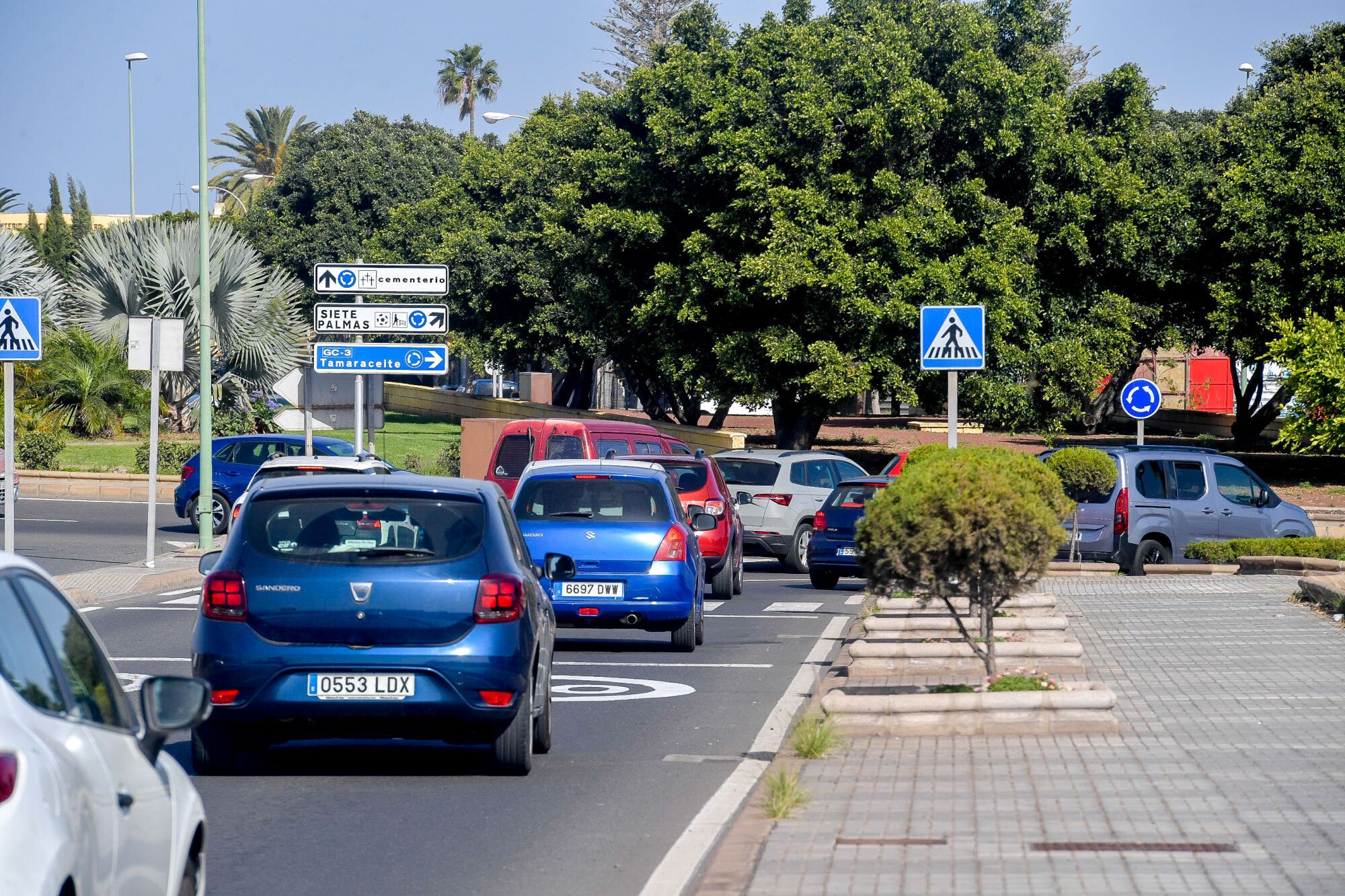 Colas y últimas compras navideñas en Las Palmas de Gran Canaria