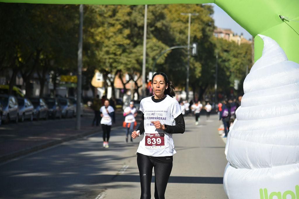 Carrera de la Mujer: recorrido por avenida de los Pinos, Juan Carlos I y Cárcel Vieja (2)