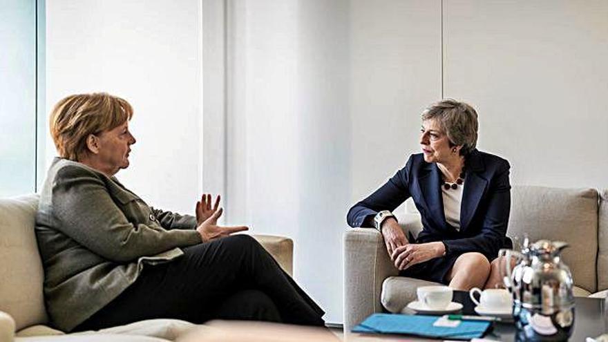 Angela Merkel i Theresa May es van reunir ahir a Berlín per parlar del Brexit.