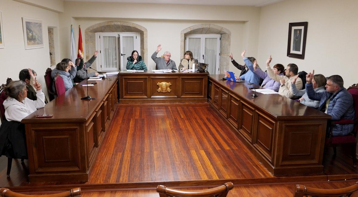 Un momento de la celebración del pleno del POS+ en Melide